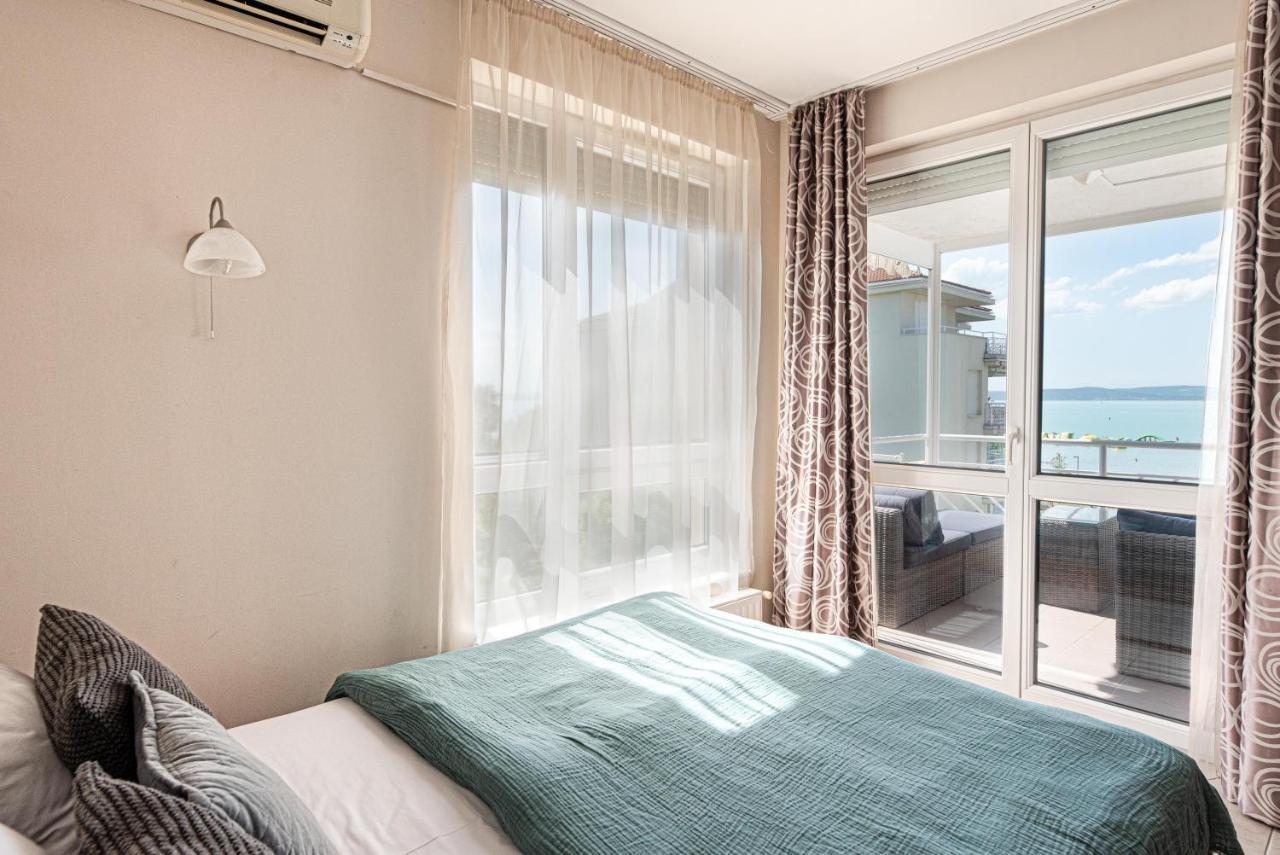 Lakeside Family Apartment Siofok Bagian luar foto