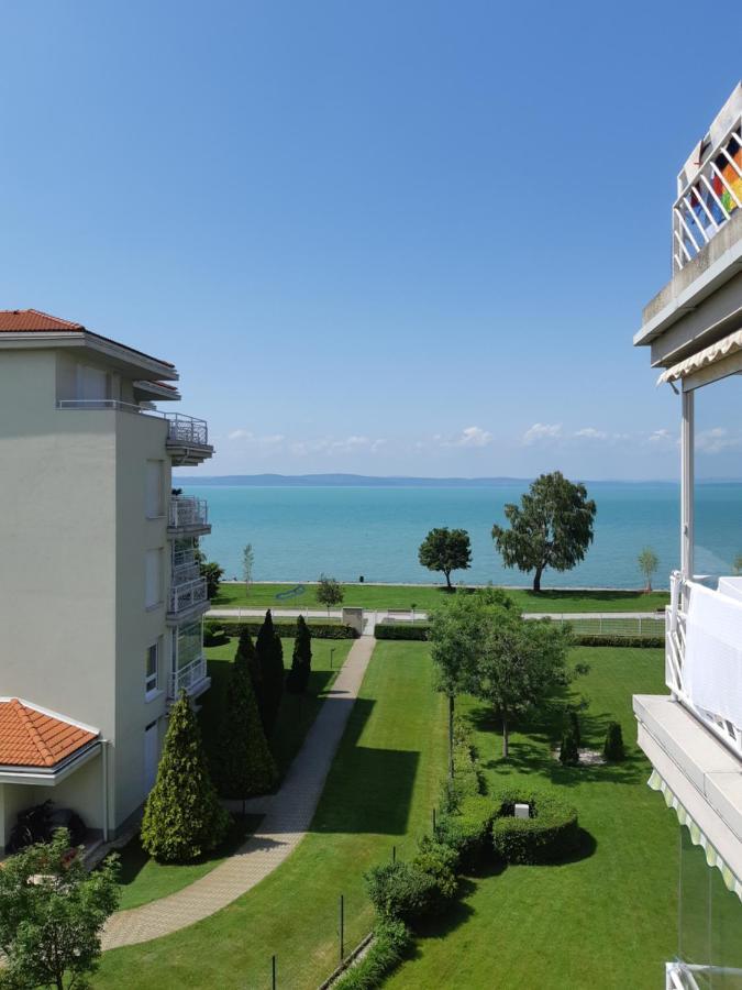 Lakeside Family Apartment Siofok Bagian luar foto